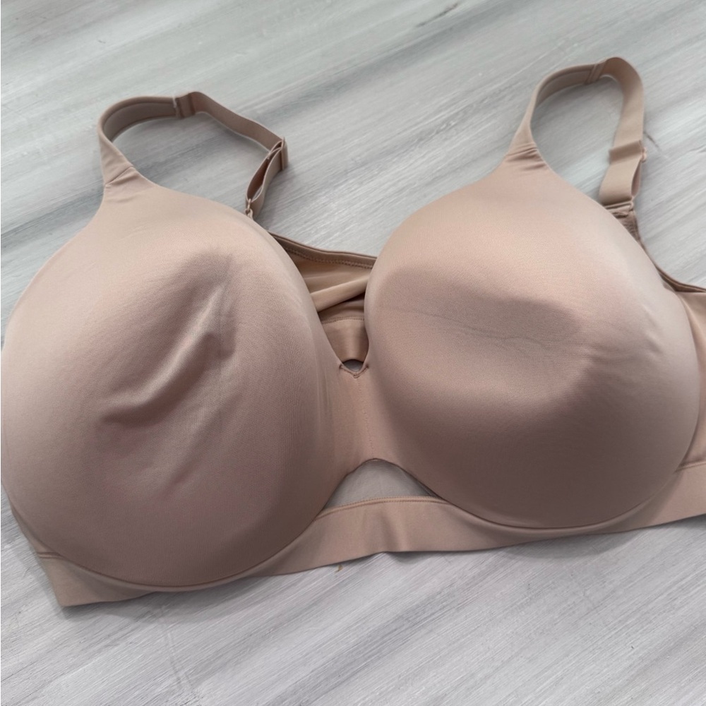 NWOT! Cacique Smooth Light Nude T-Shirt Bra